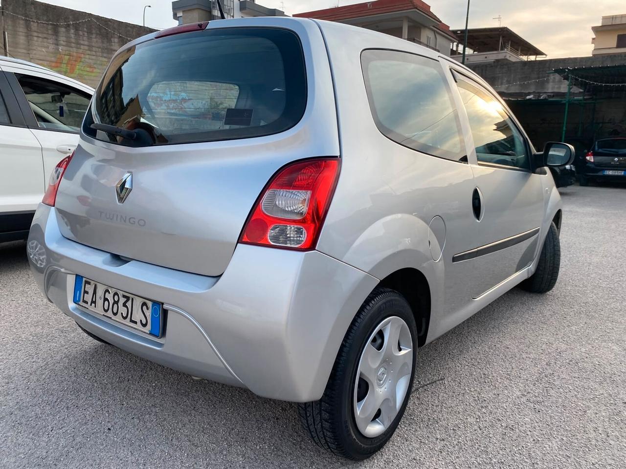 Renault Twingo 1.2 benz 58cv full economica 2010