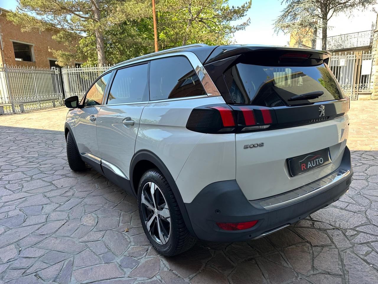 Peugeot 5008 BlueHDi 120 S&S EAT6 GT Line 7 POSTI