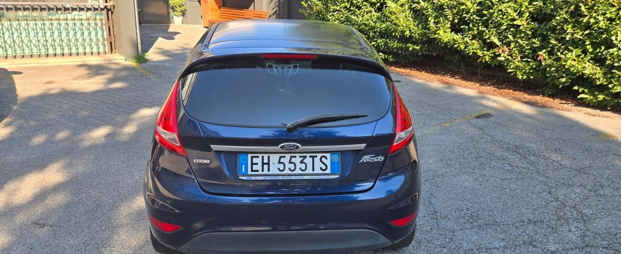 Ford Fiesta 1.4 TDCi 70CV 5 porte Titanium