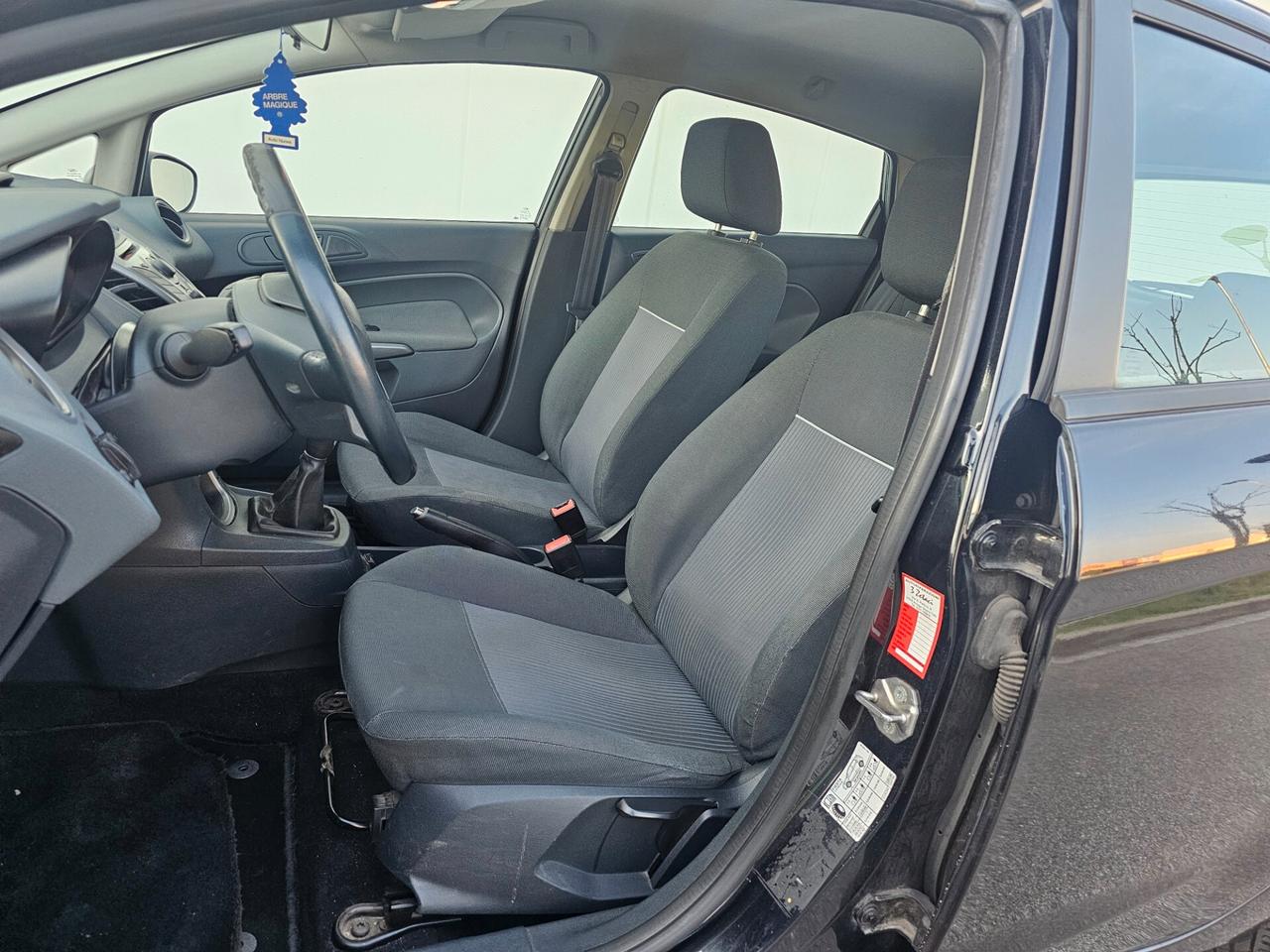 Ford Fiesta 1.4 TDCi 5p. Titanium