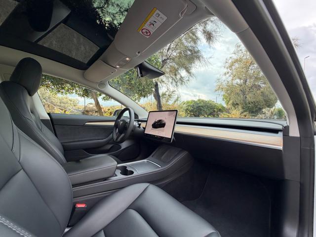 TESLA Model 3 PERFORMANCE NAVI+PELLE+PINZE ROSSE+SPOILER