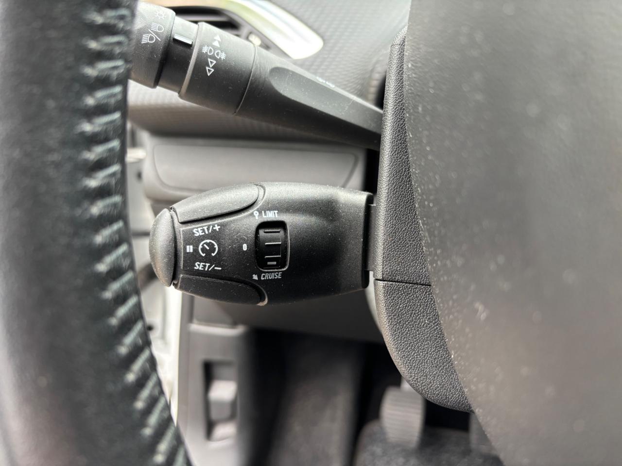 Peugeot 208 BlueHDi 75 5 porte Style OK NEOPATENTATI