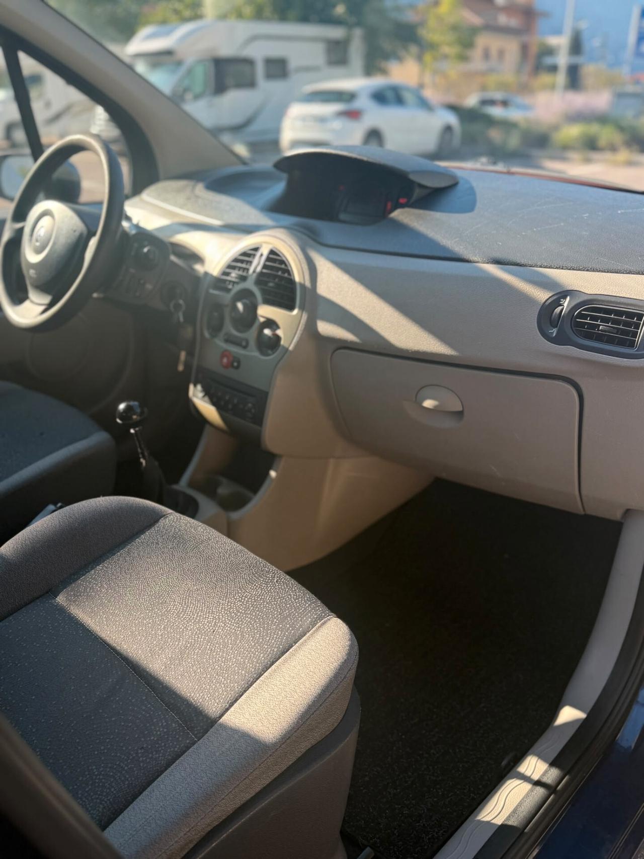 Renault Modus 1.2 16V Luxe
