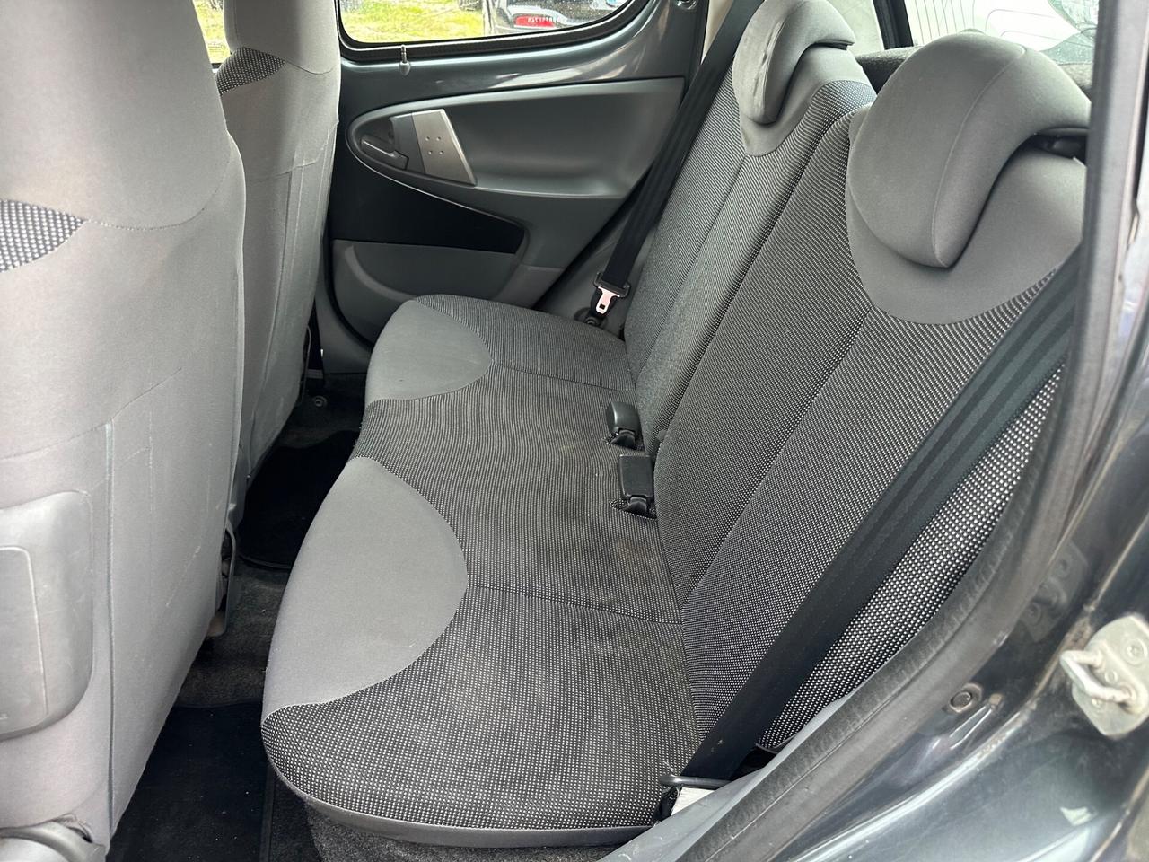 Peugeot 107 1.0 benzina 68CV 5p.