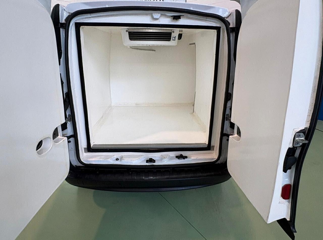 Renault KANGOO FRIGORIFERO da 0° a - 20° C (COIBENTATO ATP FRCX)