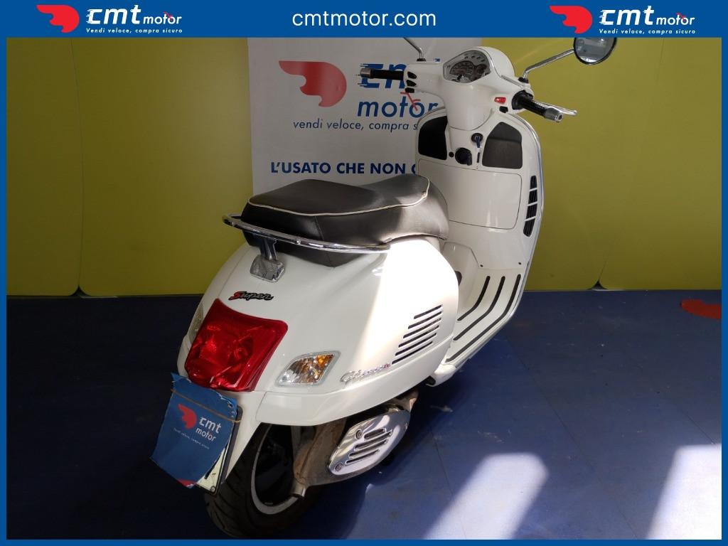 Vespa GTS 300 - 2010