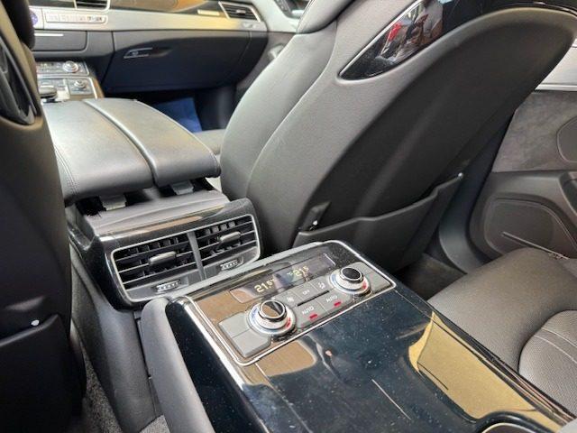 AUDI A8 3.0 TDI 262 CV ultra quattro tiptronic TETTO PANOR