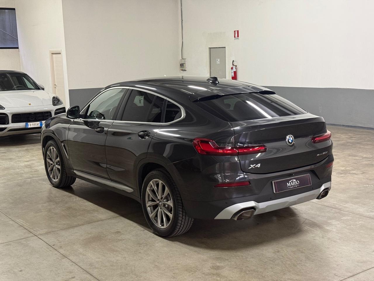 Bmw X4 xDrive30d 48V