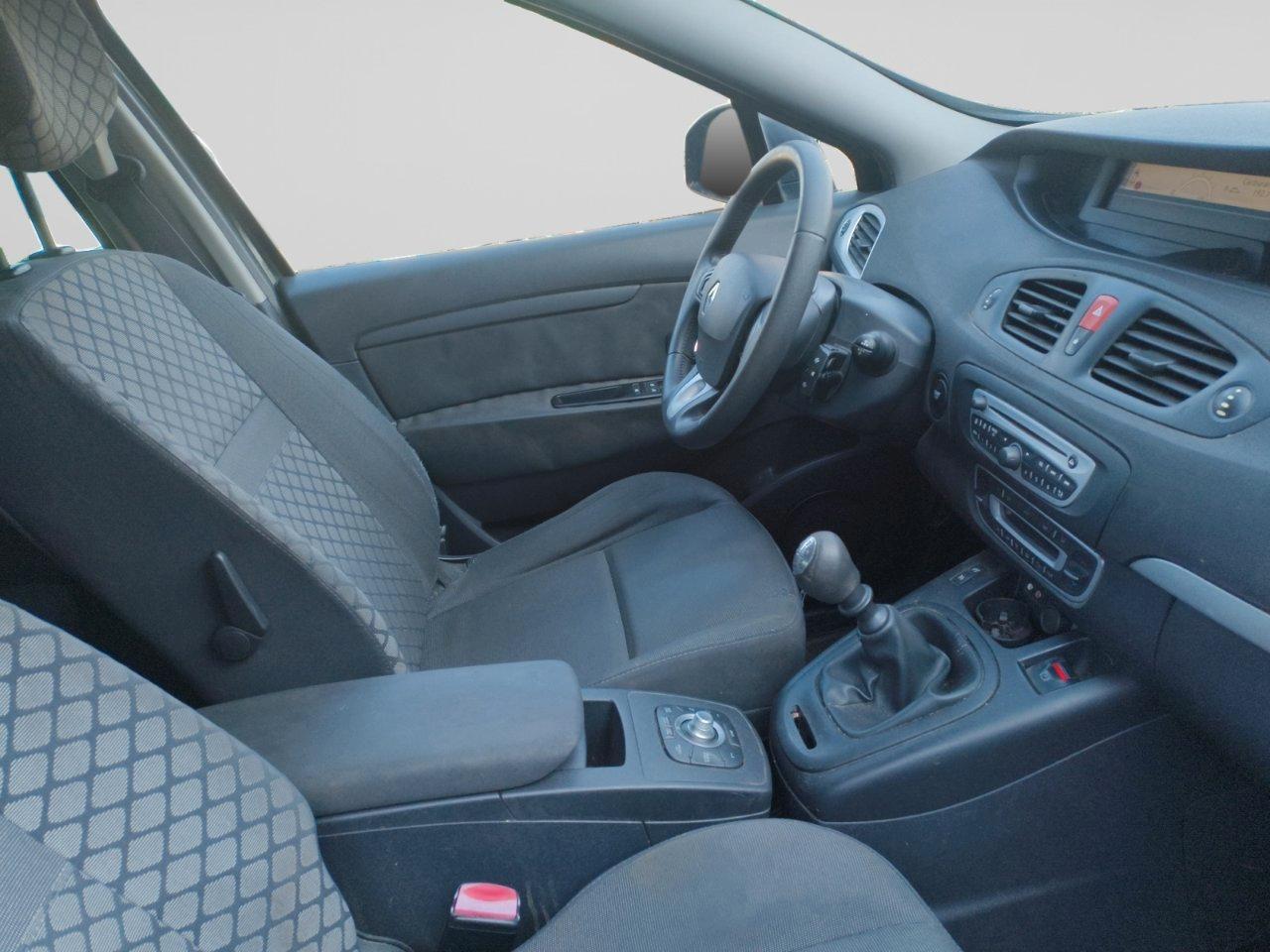 Renault Scenic 1.5 dci Luxe 110cv 7 POSTI