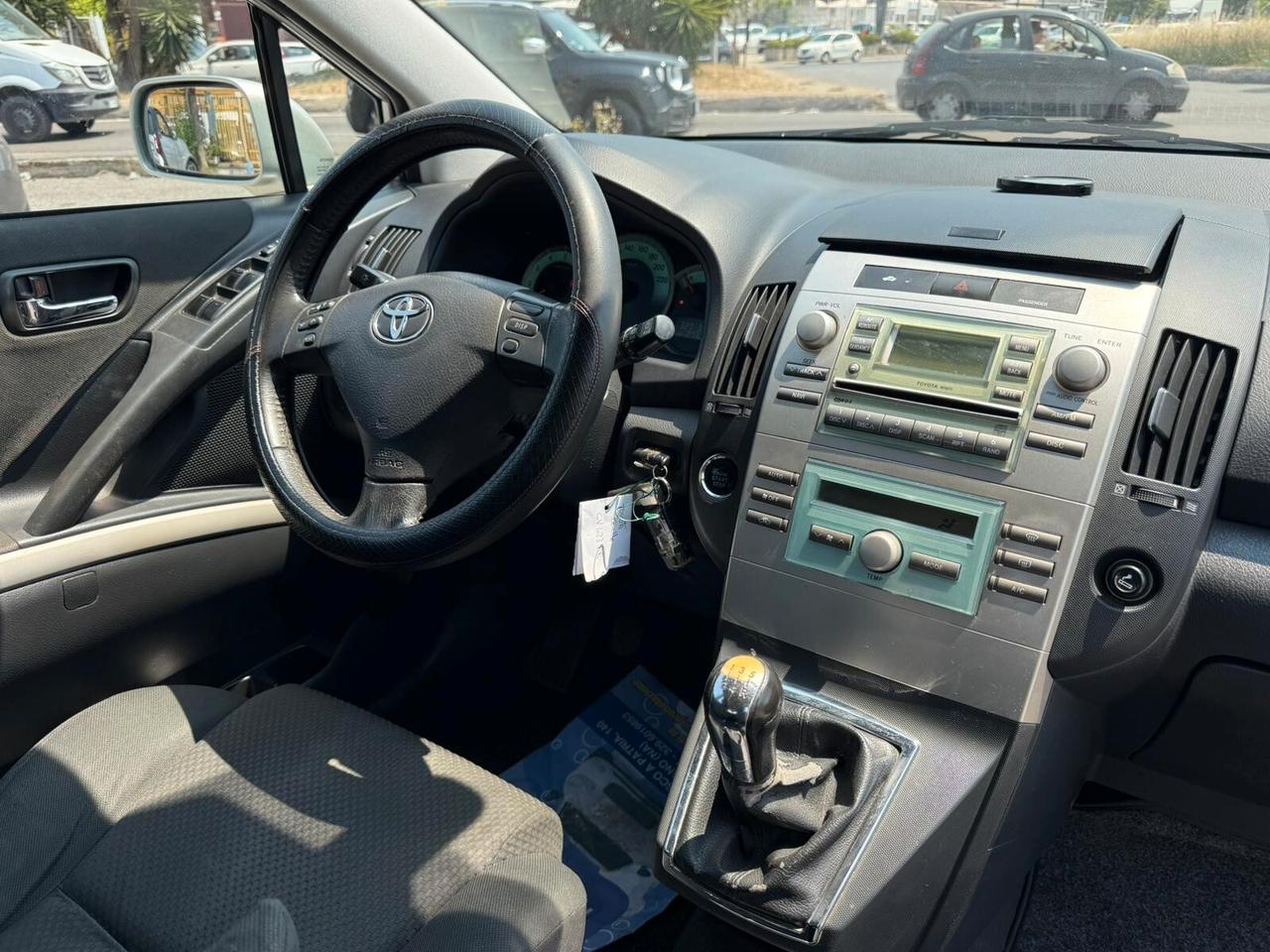 TOYOTA COROLLA VERSO 2.0 16V D-4D 116CV SOL