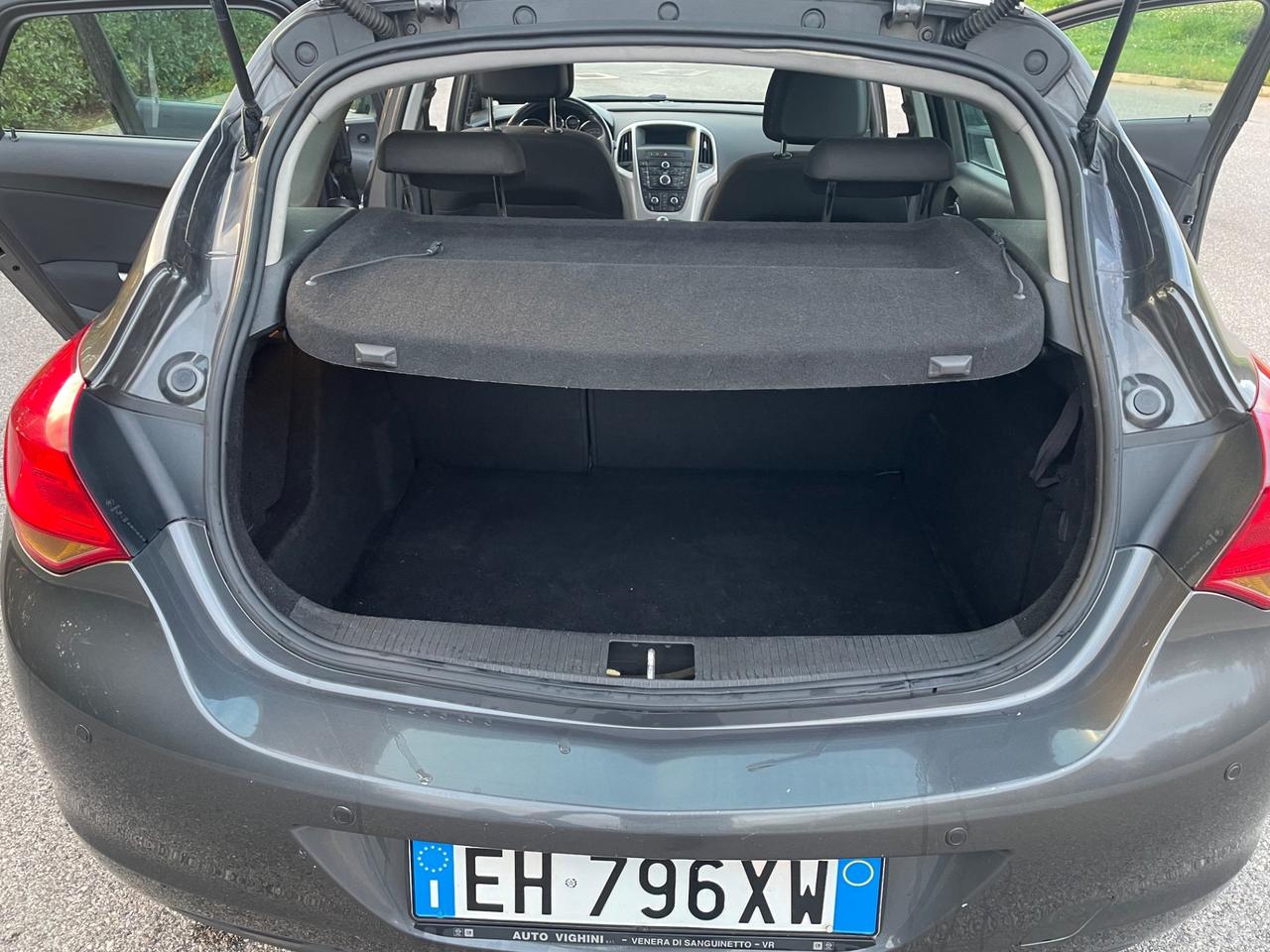 Opel Astra 1.7 CDTI 110CV 5 porte