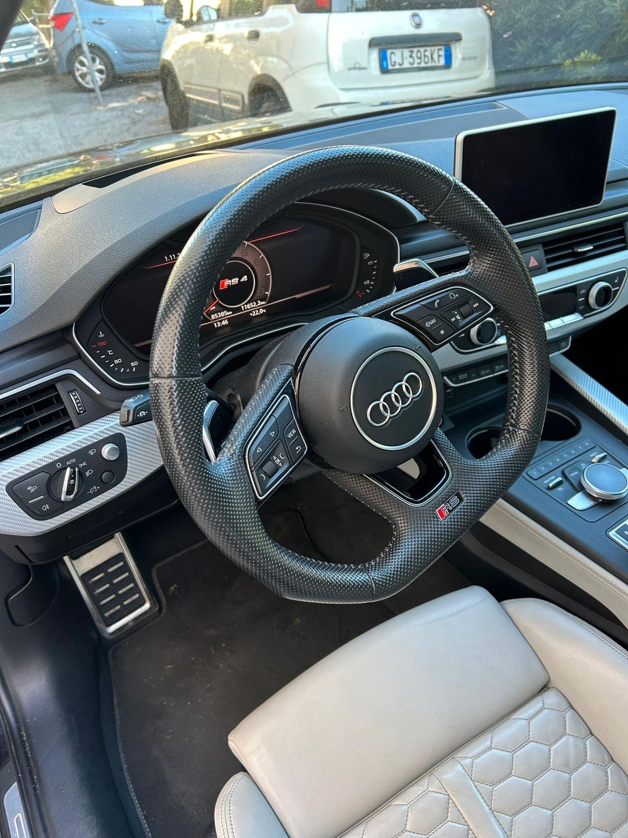 Audi A4 RS 4 Avant 2.9 TFSI quattro tiptronic PERMUTABIL_