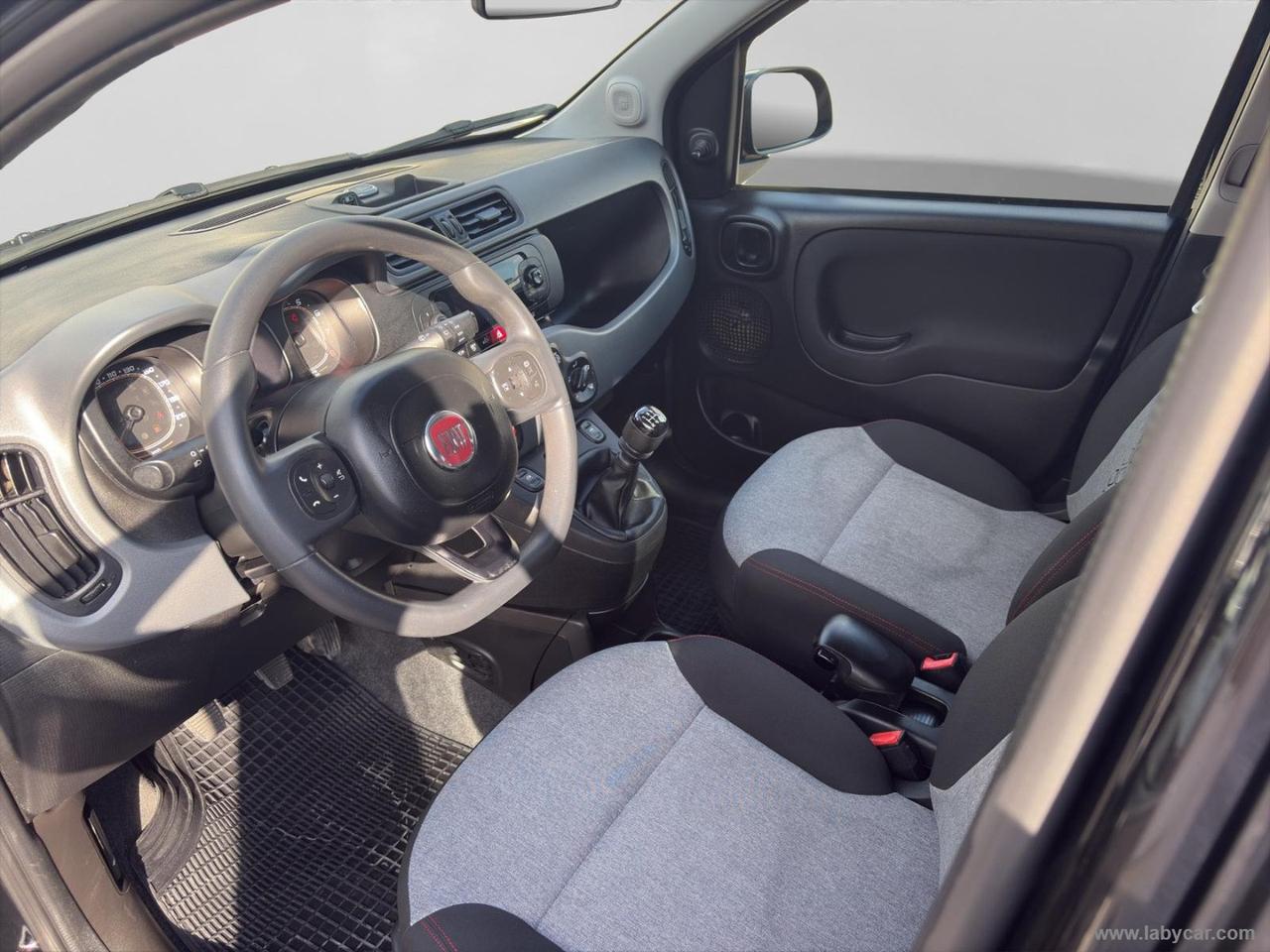 FIAT Panda 1.2 Lounge FULL OPT. UCONNECT