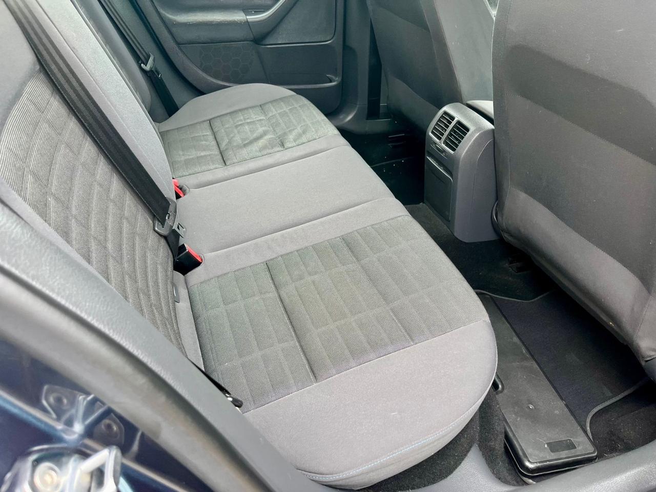 VW Golf 1.6benz 2007 154.000km cinghia e tagliando fatti