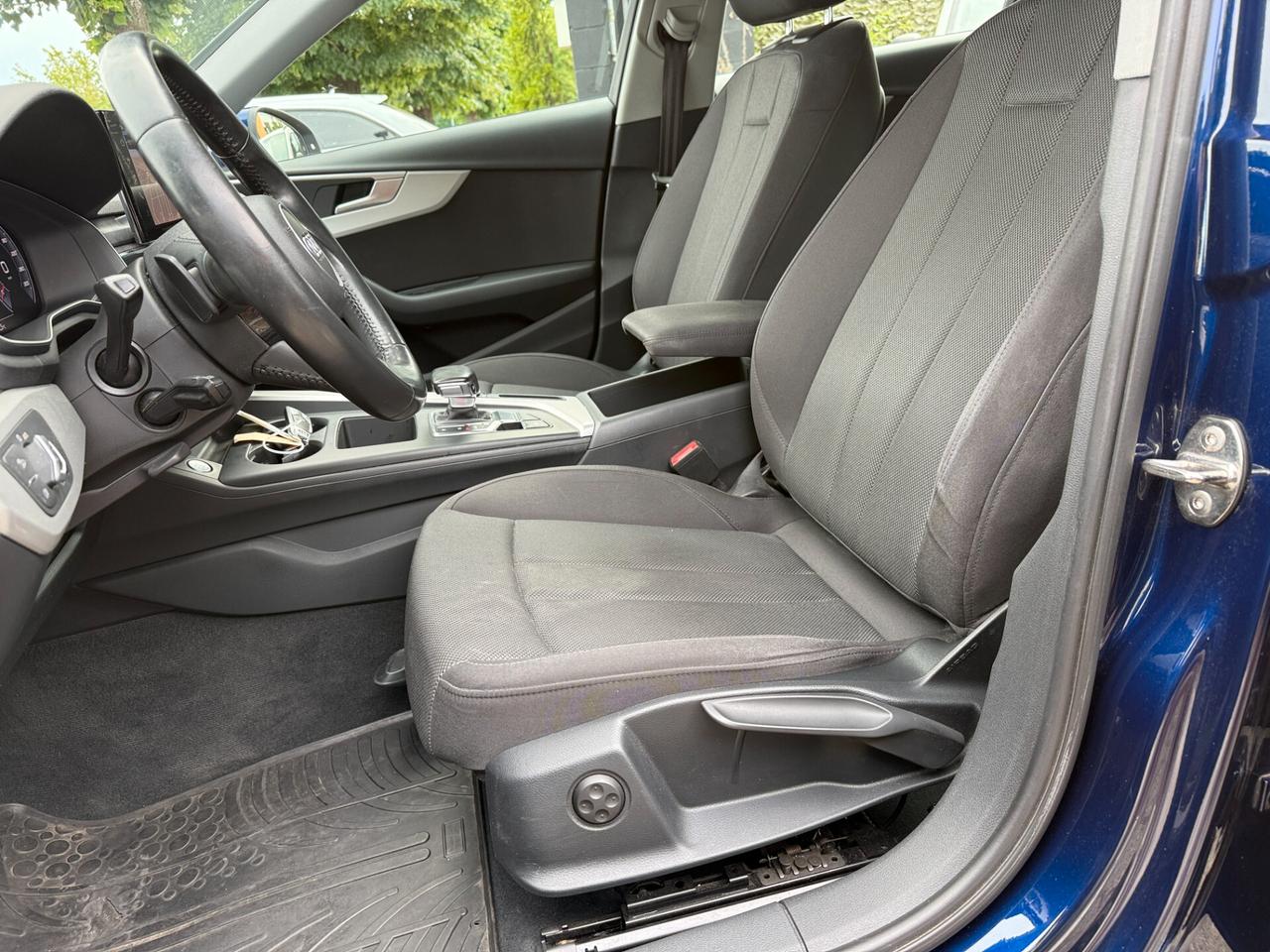 Audi A4 Avant 40 TDI quattro S tronic S line edition
