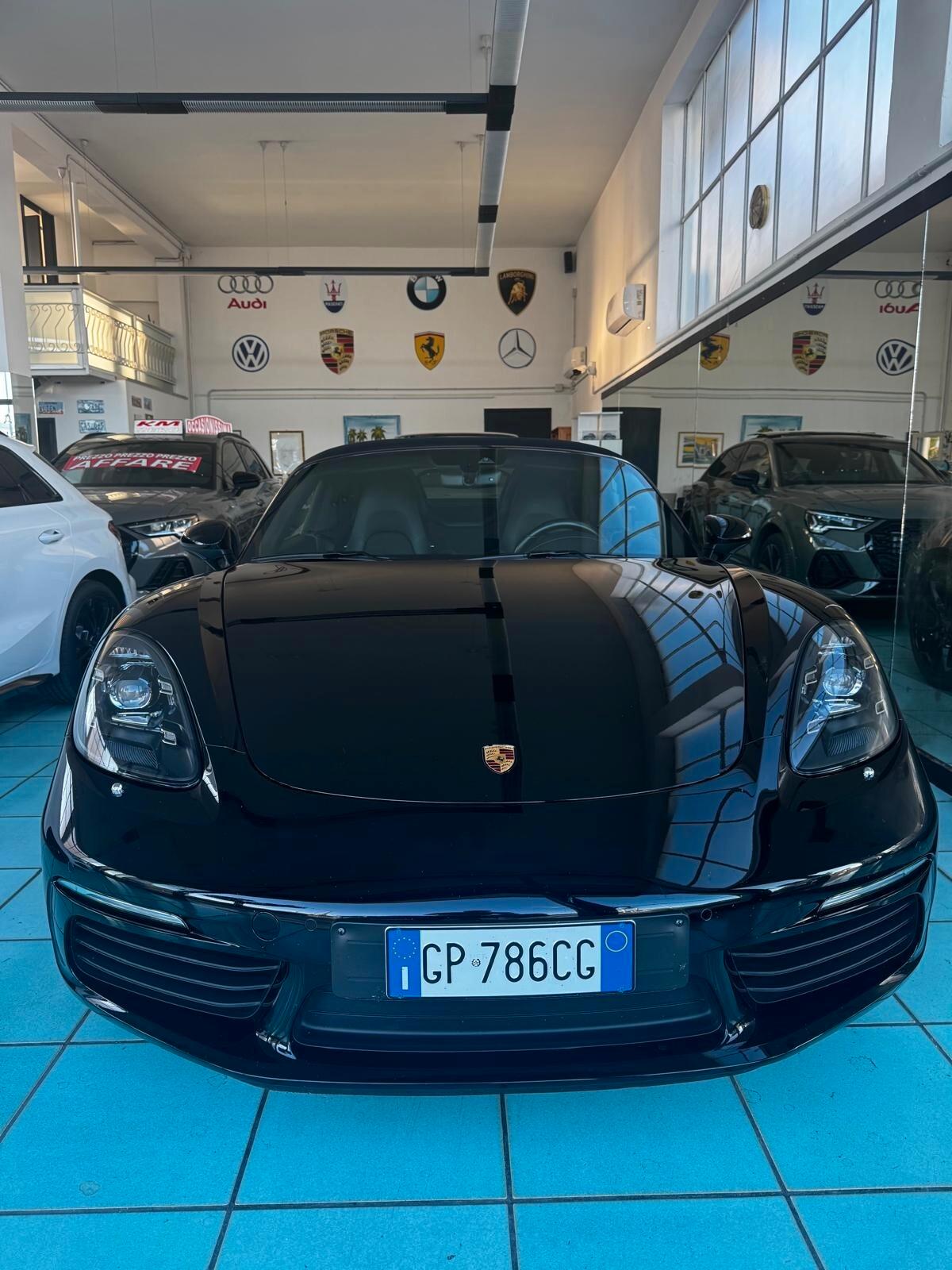 Porsche 718 Spyder Boxster 2.0