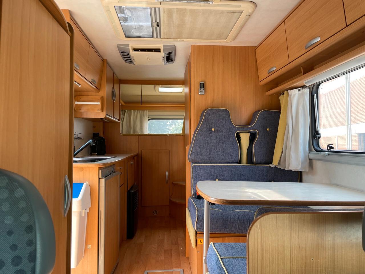 Ford Autocaravan mansardato Rimor Katamarano 5 - 6 posti letto