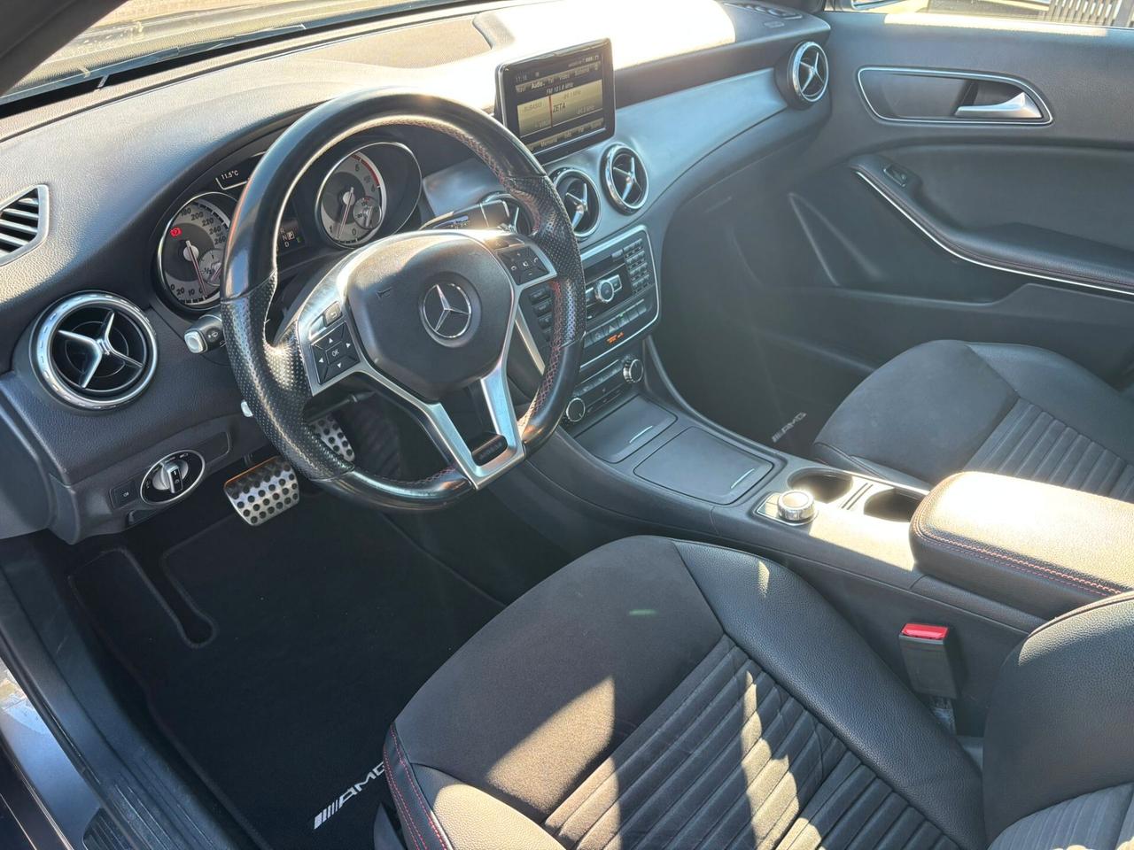 Mercedes-benz GLA 220 CDI Automatic Premium