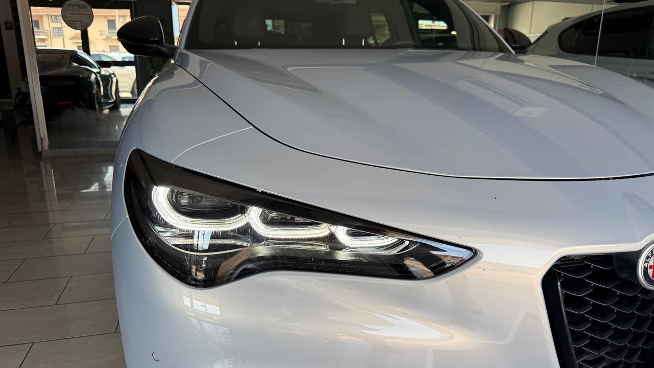ALFA ROMEO STELVIO Q4 RESTYLING TETTO APRIBILE