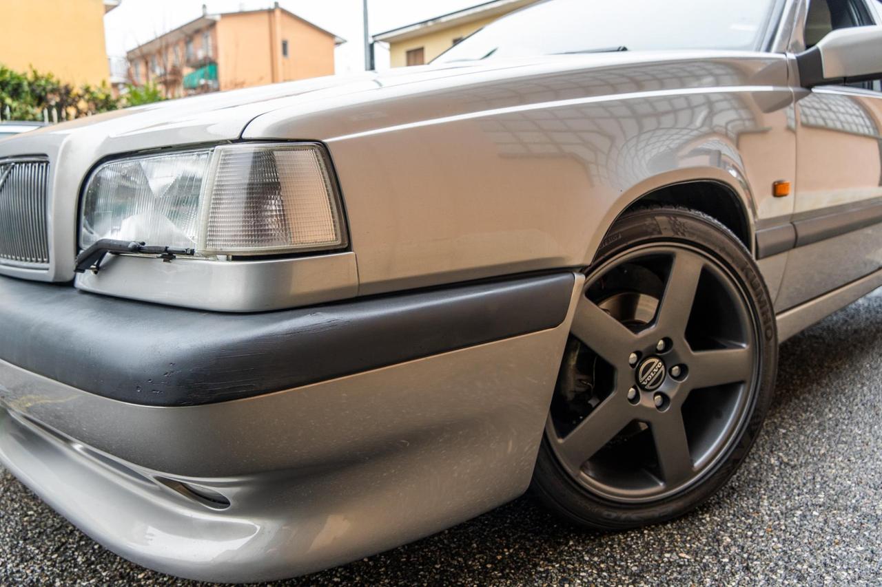 VOLVO 850 T5 211CV - UNIPROPRIETARIO - ISCRITTA ASI