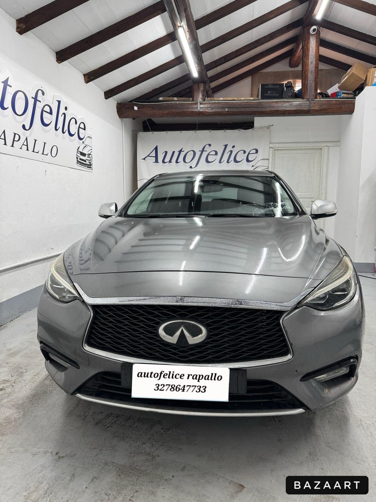 Infiniti Q30 1.5 diesel Premium Tech