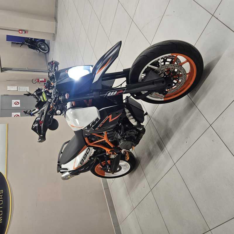 KTM 990 Supermoto R - 2011