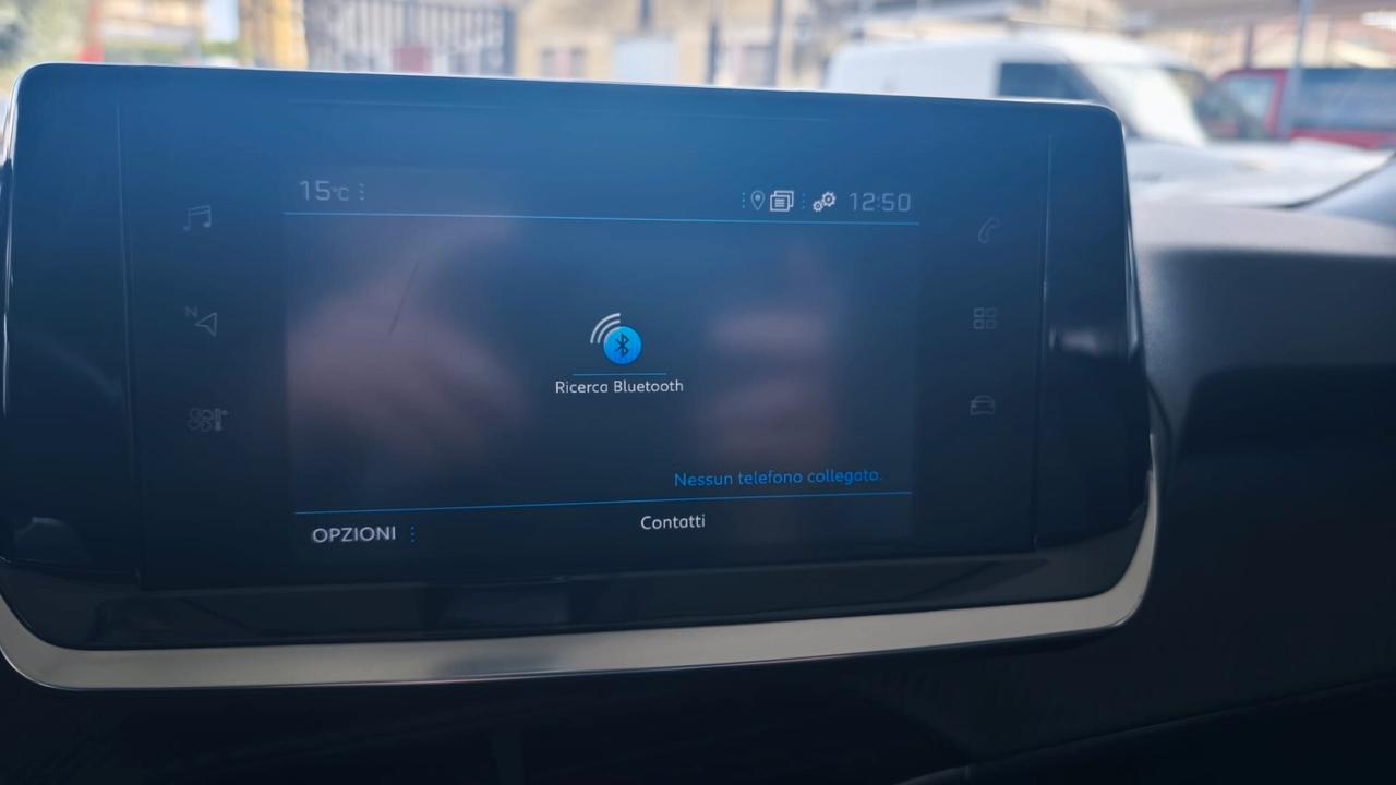 Peugeot 2008 BlueHDi 130 S&S EAT8 Allure