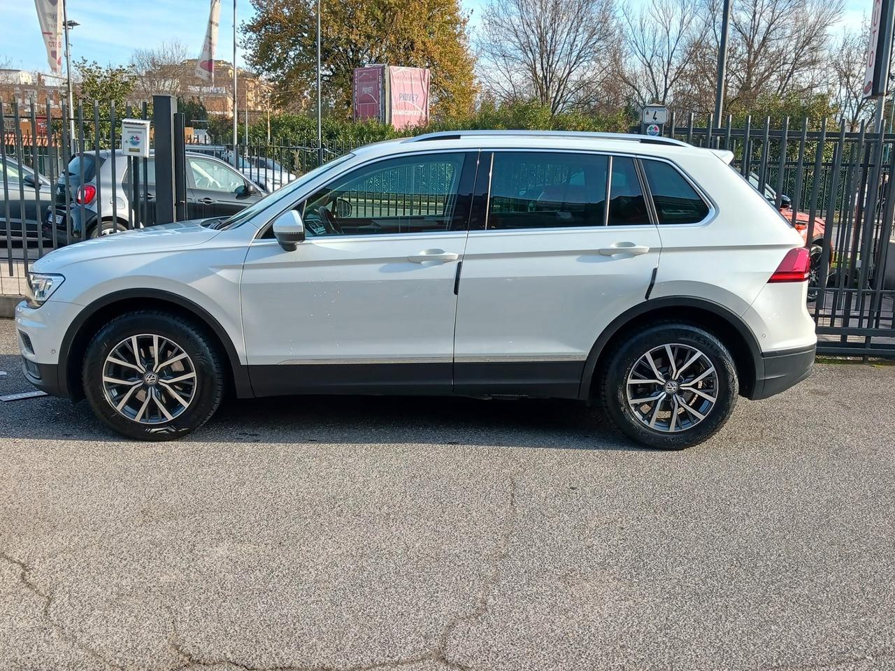 Volkswagen Tiguan 2.0 TDI SCR 4MOTION Business BlueMotion Technology