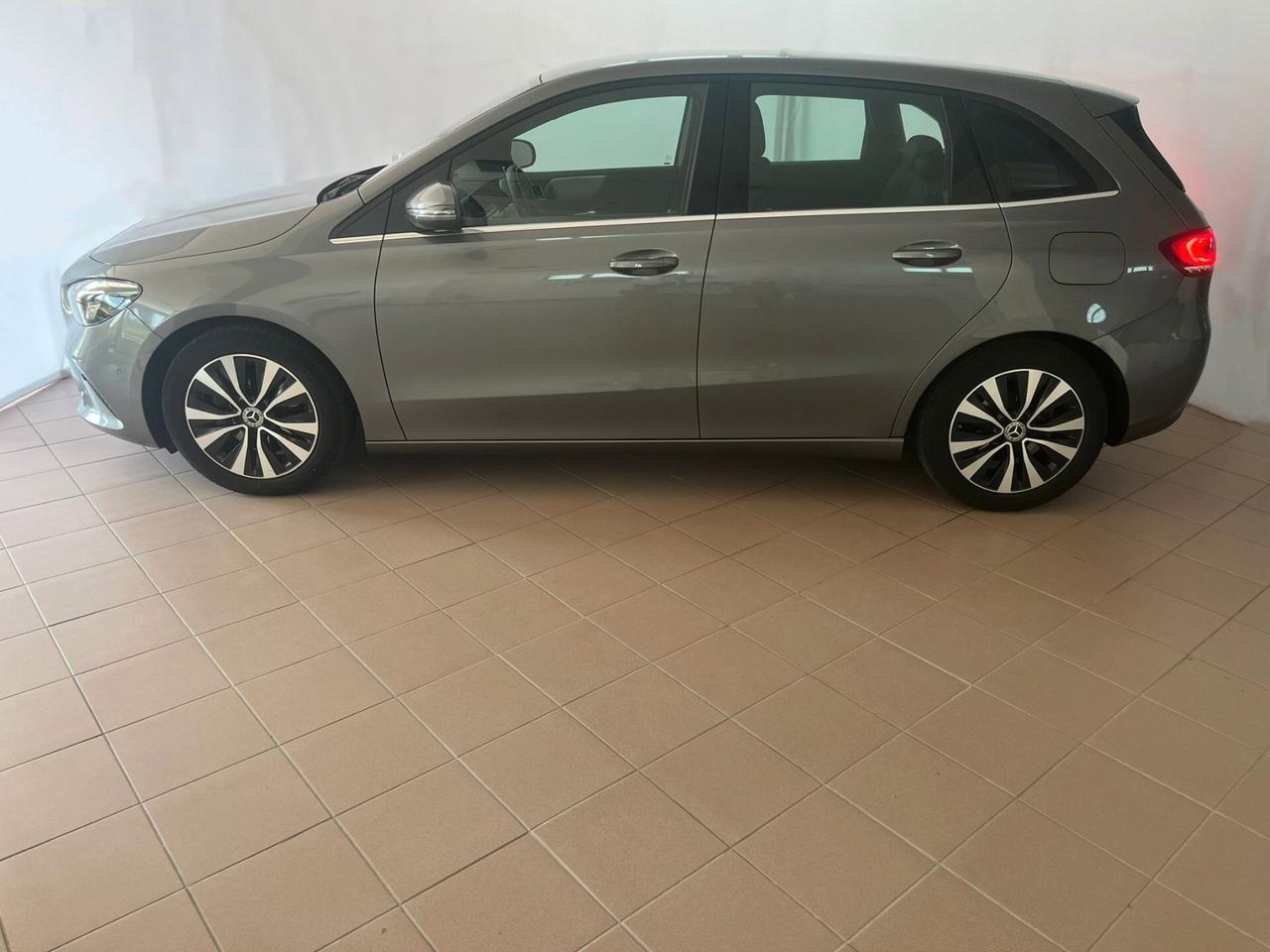 Mercedes-benz B 180 d Business Extra