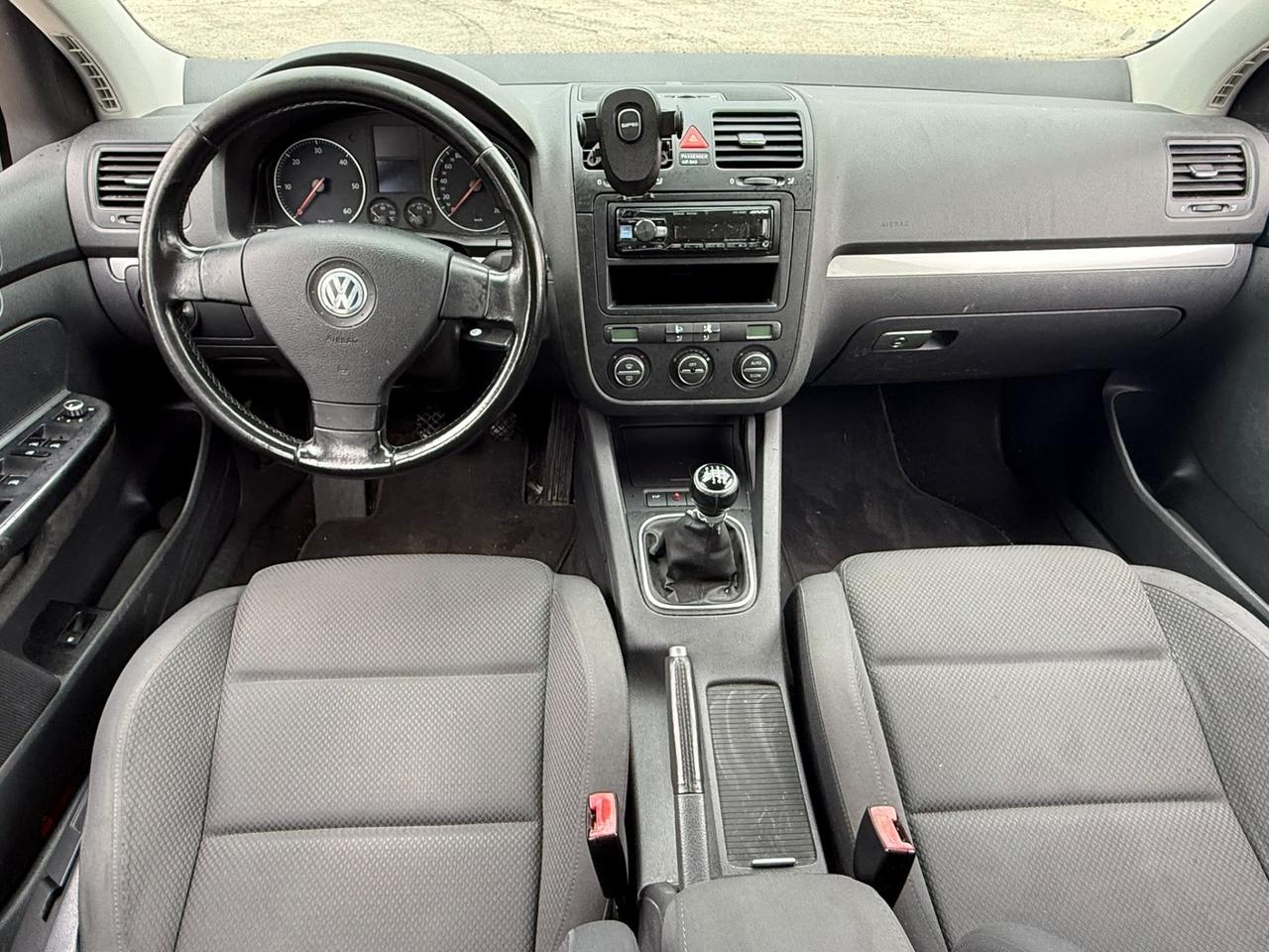 Volkswagen Golf 2.0 TDi Sportline UNIPROPR