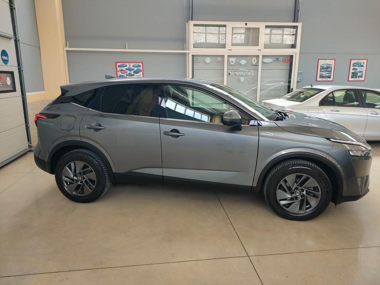 Nissan Qashqai MHEV 158 CV Xtronic Business