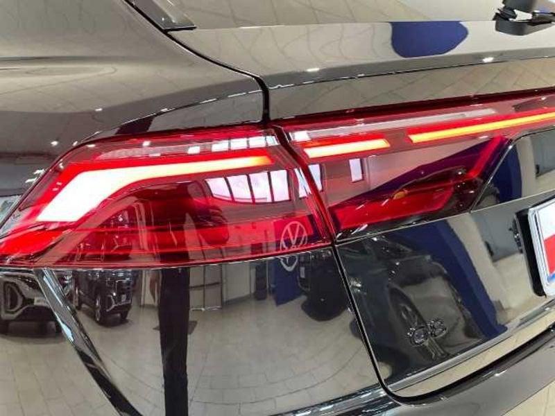Audi Q8 I 2024 3.0 tdi mhev S line edition quattro 231cv tiptronic