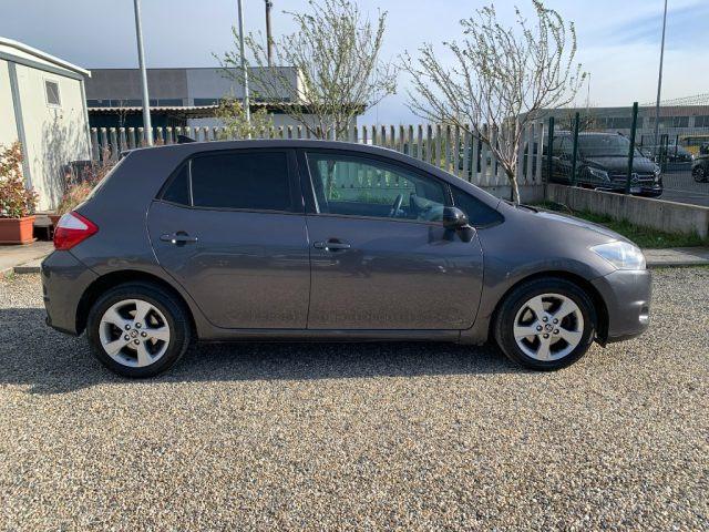 TOYOTA Auris 2.0 D-4D DPF 5 porte Sol