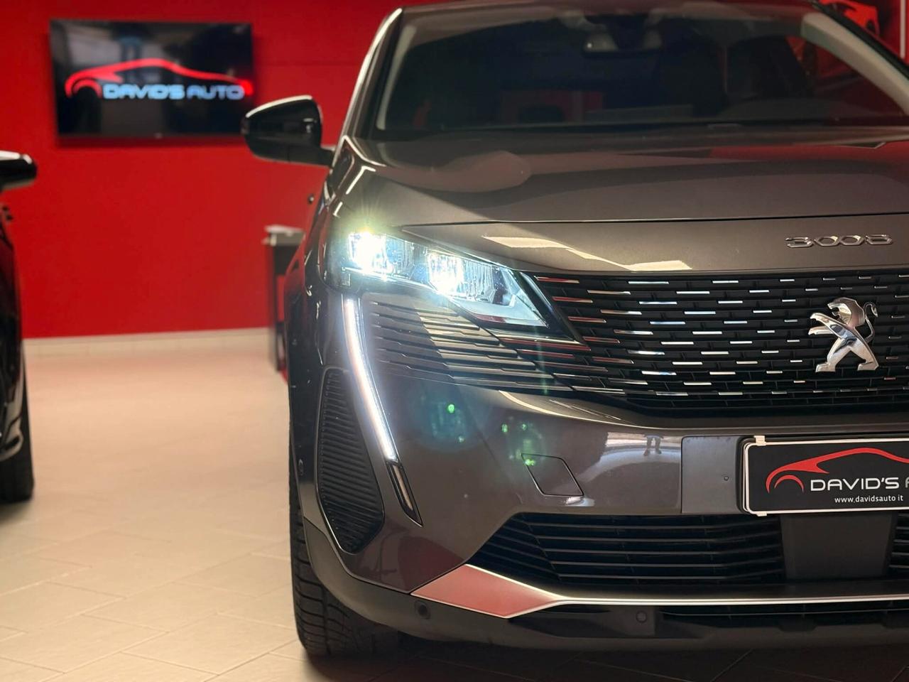 Peugeot 3008 BlueHDi 130 S&S EAT8 Allure