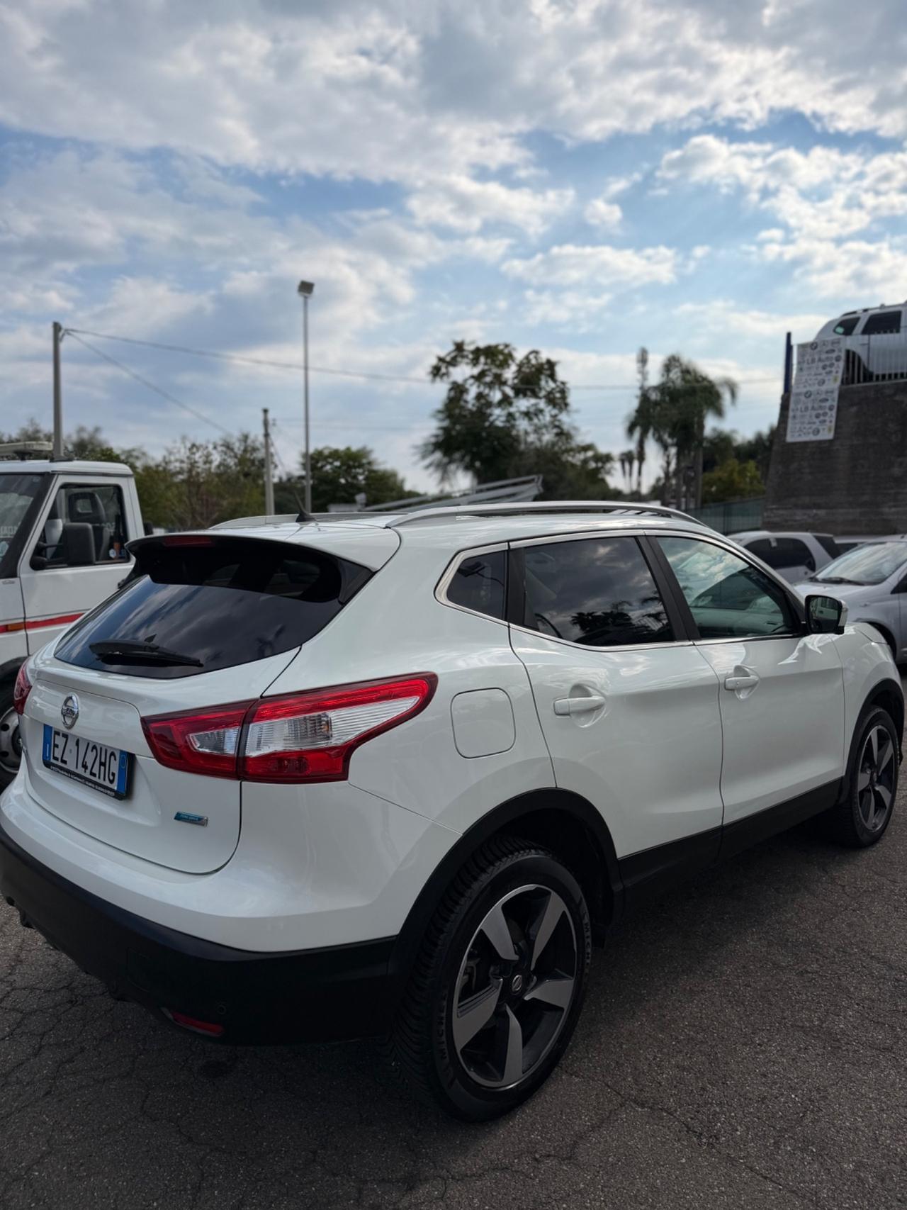 Nissan Qashqai 1.5 dCi 360 Tekna+