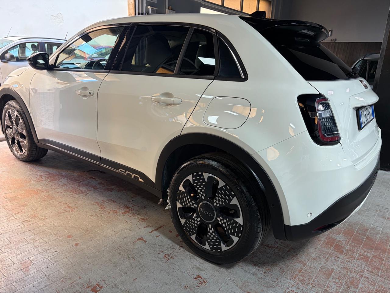 Fiat 600 Hybrid 110 CV DCT MHEV La Prima