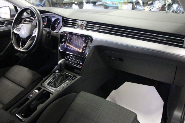 VOLKSWAGEN Passat Variant 2.0 TDI SCR EVO DSG Business