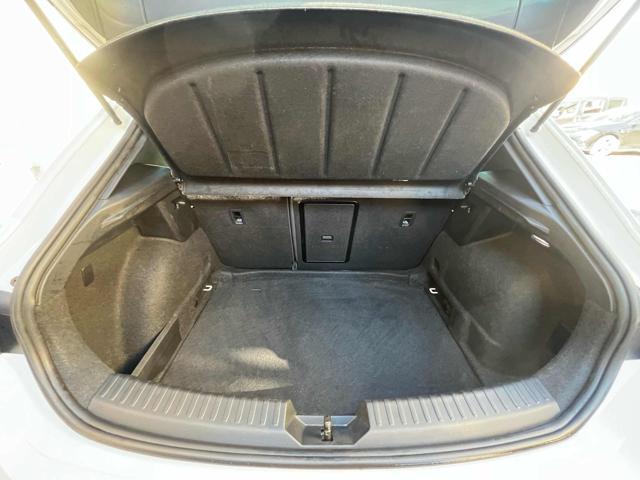 SEAT Leon 1.0 eTSI 110 CV DSG FR
