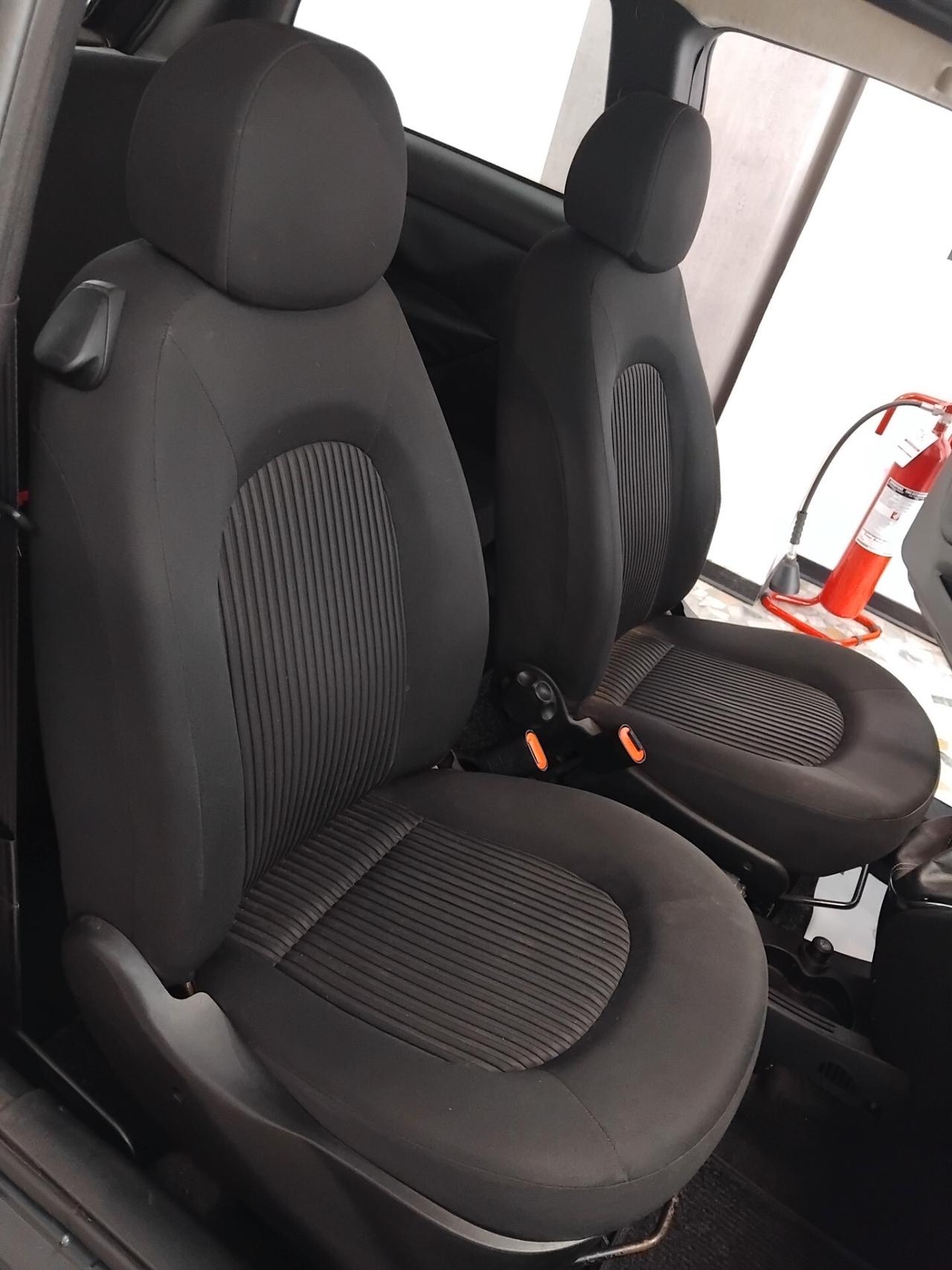 Lancia Ypsilon 1.2 Versus