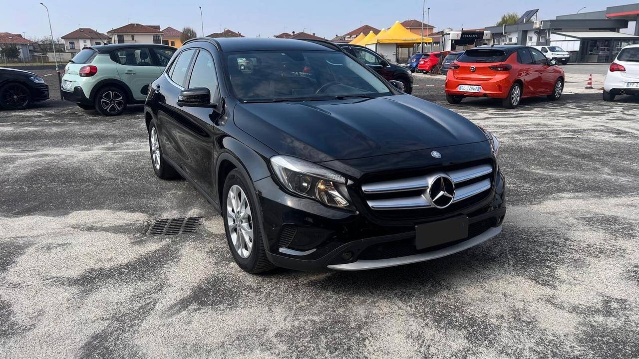 Mercedes-benz GLA 200 CDI Premium