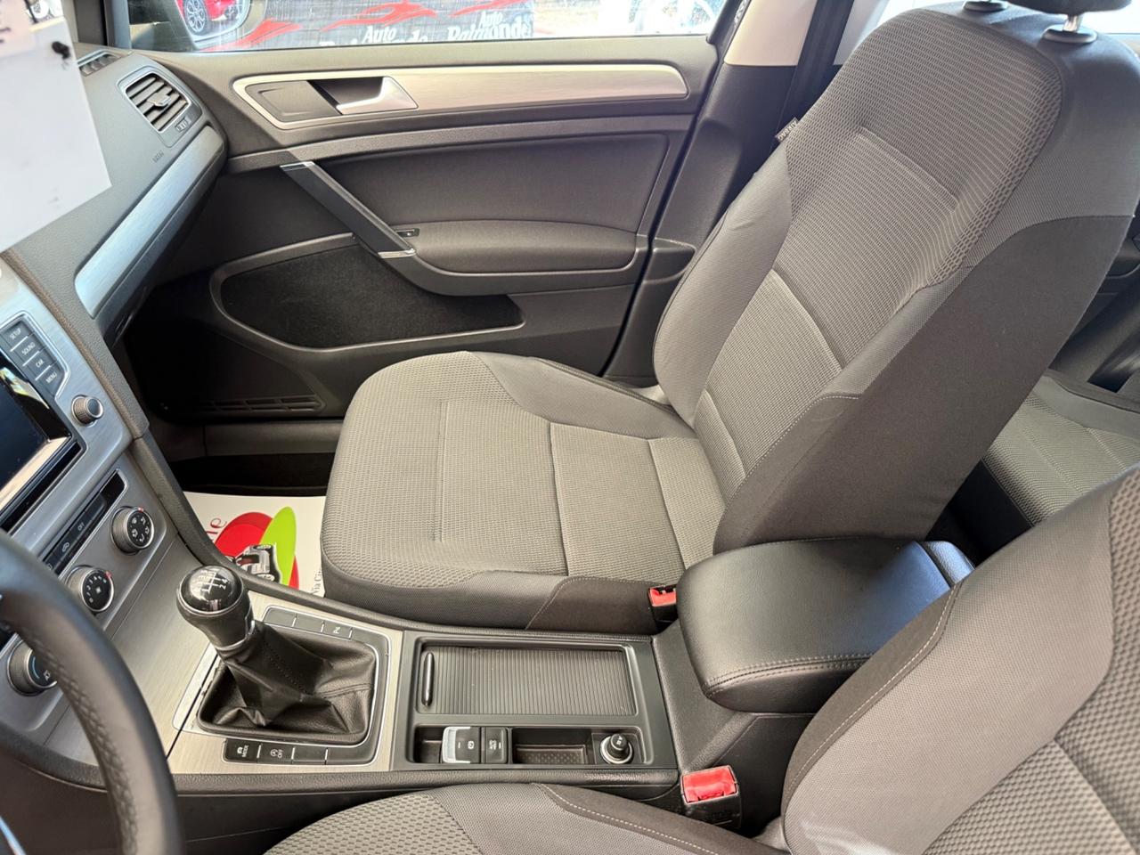 Volkswagen Golf 1.6 TDI 5p. Highline BlueMotion Technology