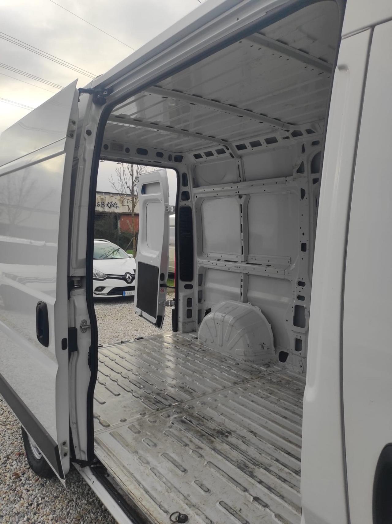 Fiat Ducato 33 2.2 Mjt 120CV Cargo Iva Compresa