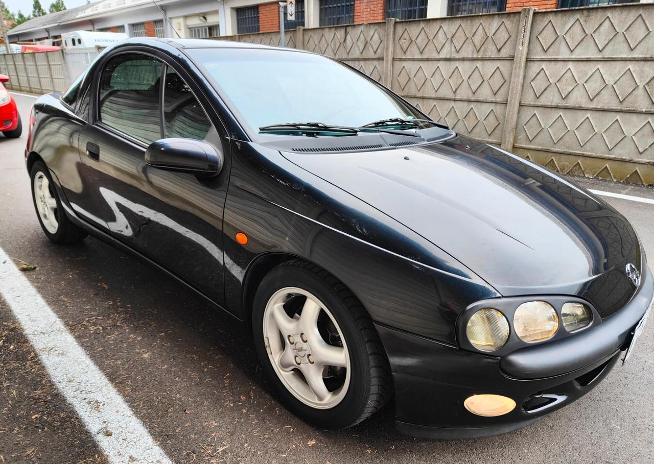 Opel Tigra 1.6i 16V cat