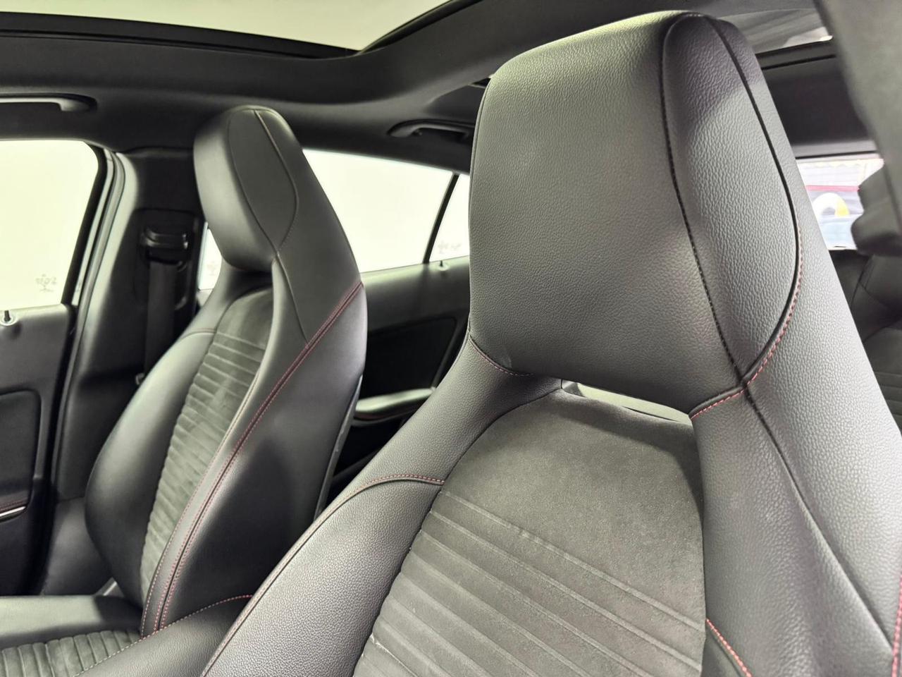 Mercedes-benz GLA 220 d Automatic 4Matic Premium-AMG-FULL-2018