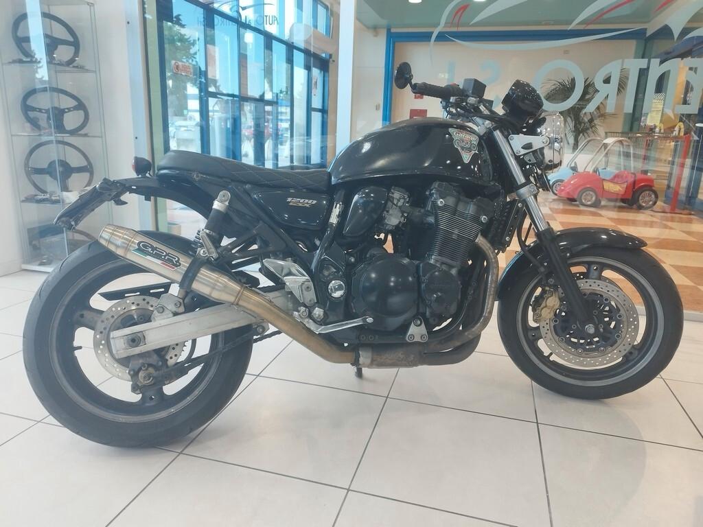 Suzuki GSX 1200