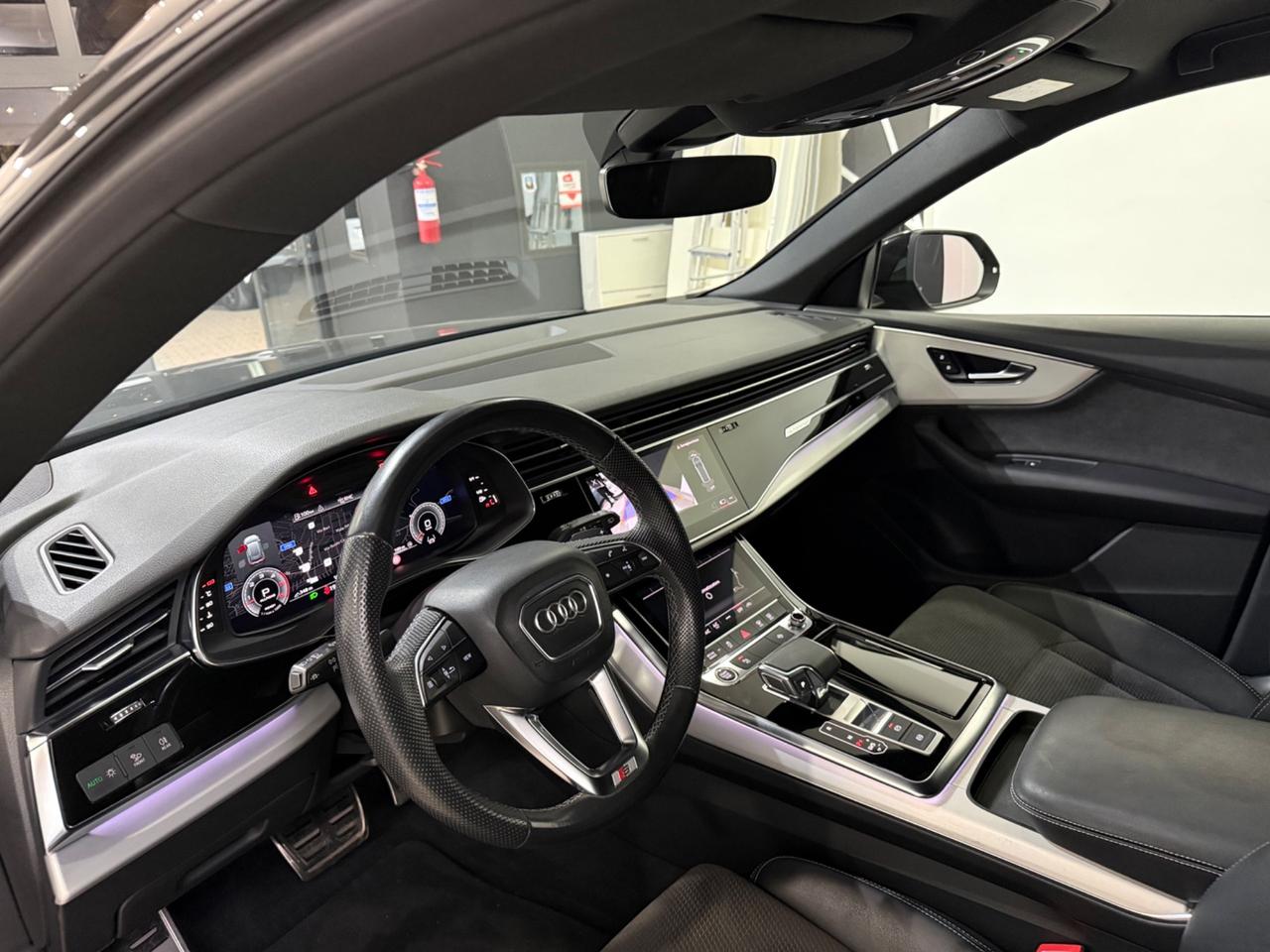 Audi Q8 45 TDI quattro S Line Full optional