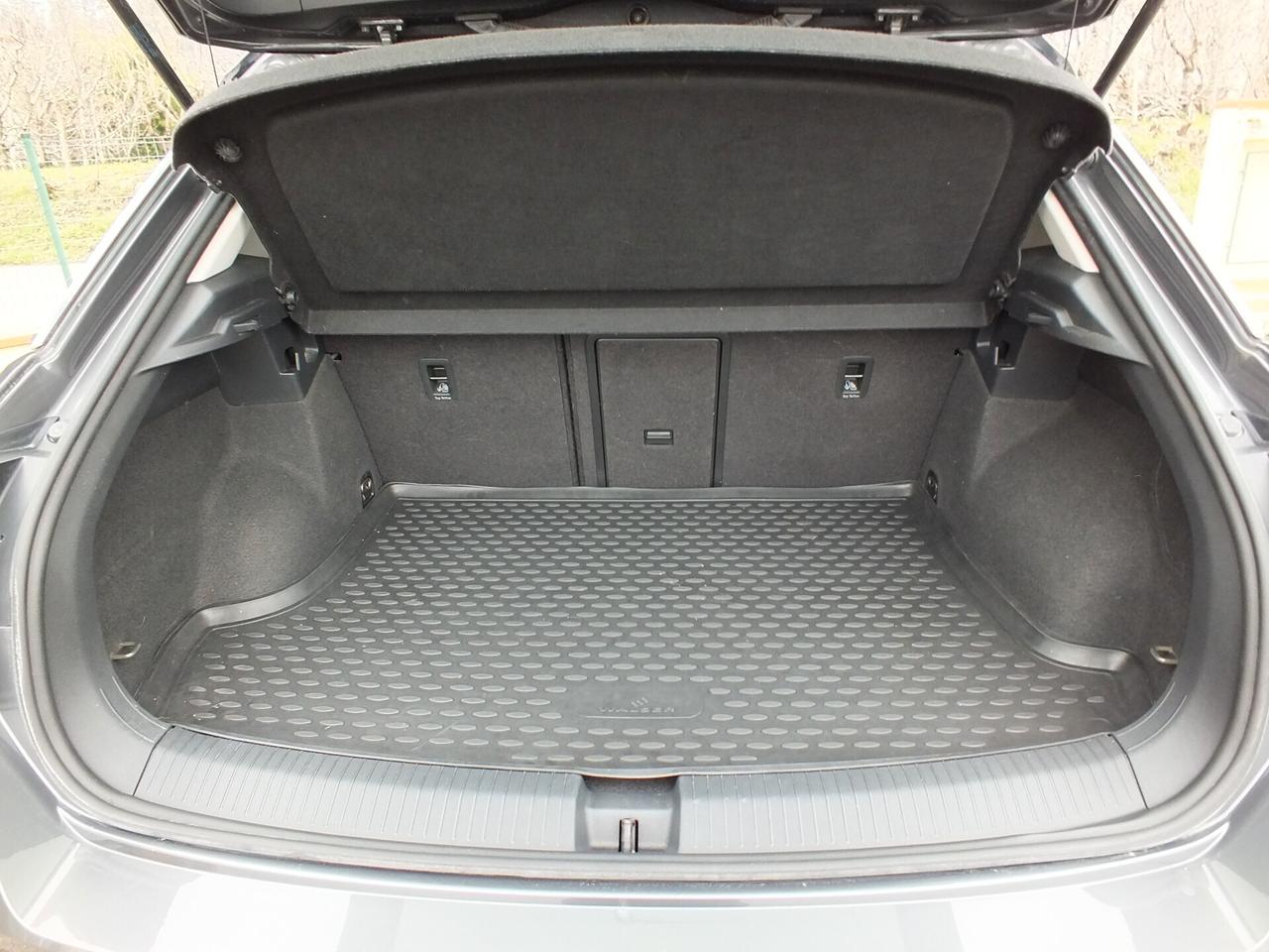 VW T-ROC- 2.0 TDI 4X4 MANUALE 6 MARCE STYLE