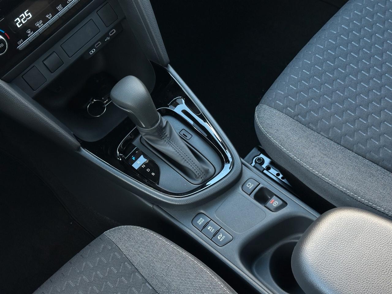 Toyota Yaris Cross 1.5 Hybrid 130cv E-CVT Trend