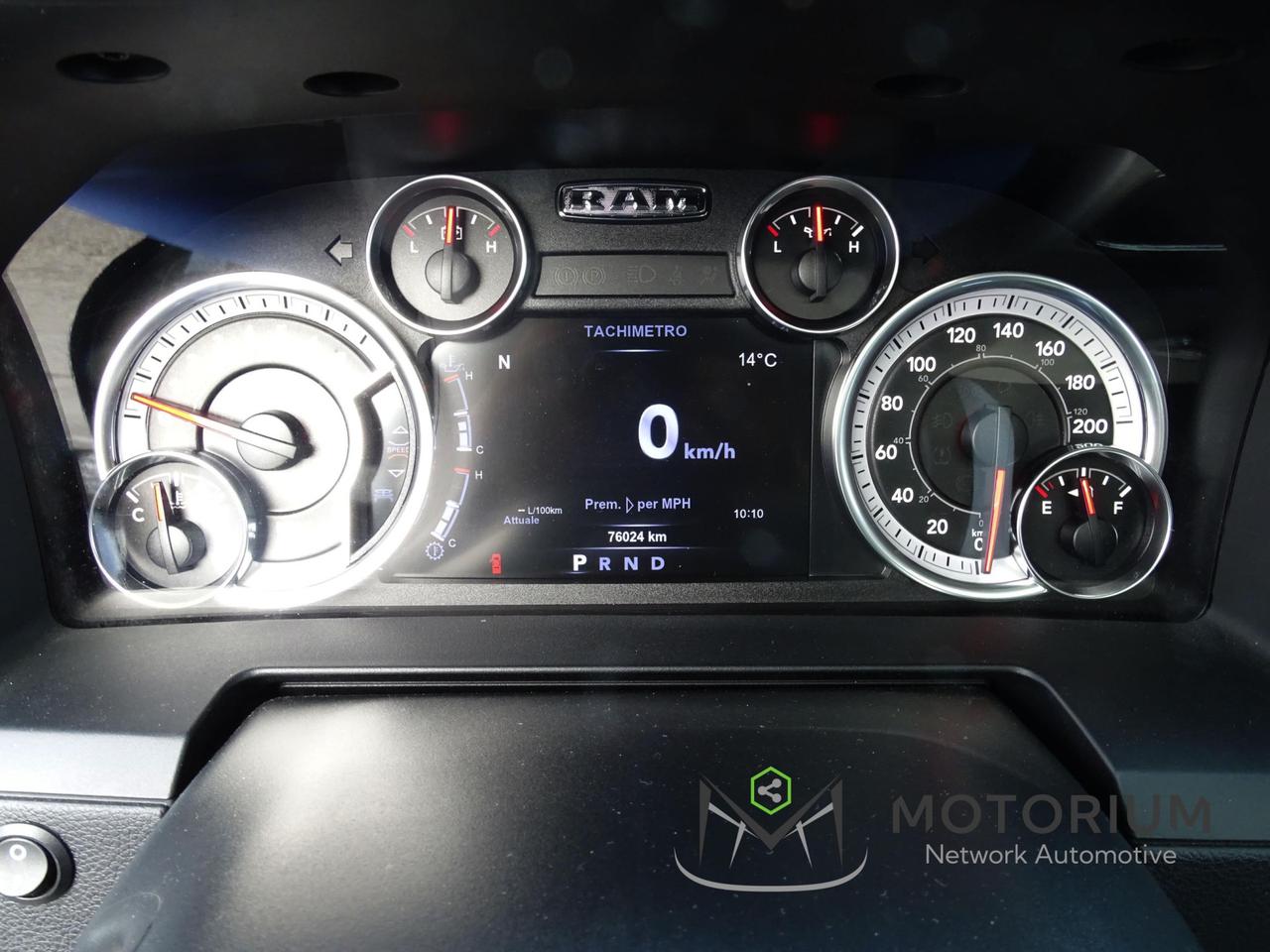 Dodge RAM 1500 AWD 5.7L V8 401CV LARAMIE AUTOCARRO