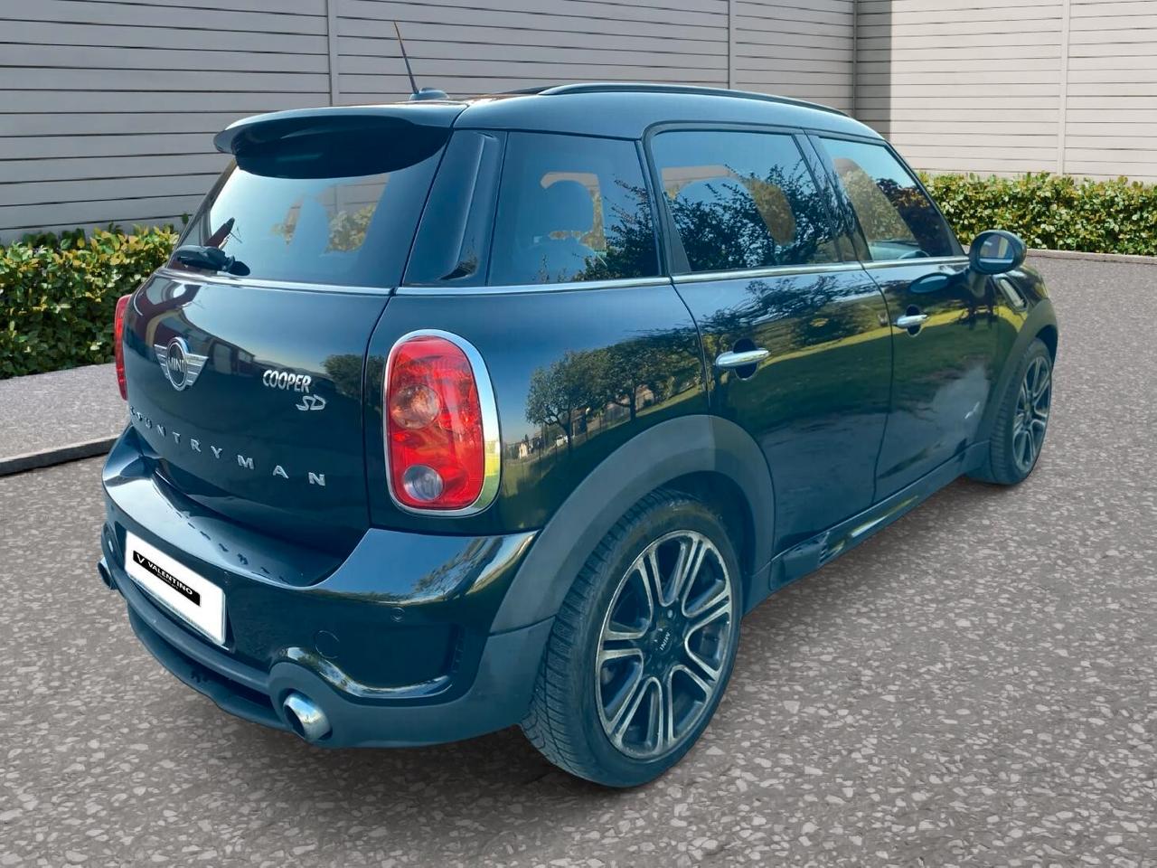Mini Cooper SD Countryman ALL4 John Cooper Works